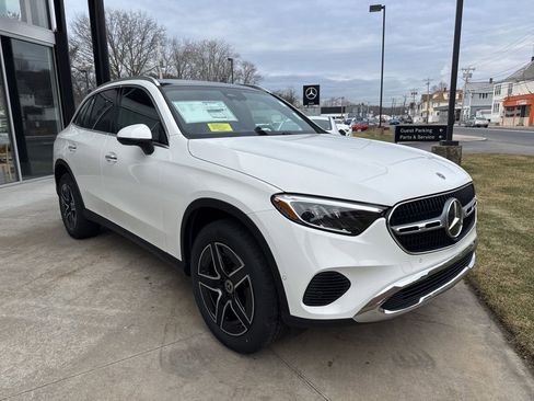 New 2026 Mercedes-Benz GLC 300 4MATIC image 2