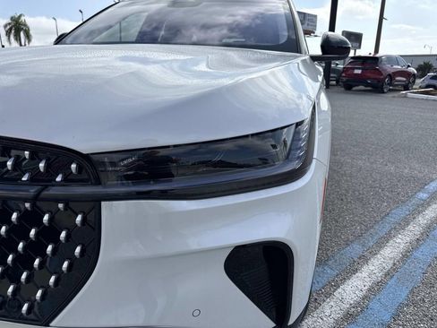 New 2026 Lincoln Nautilus Premier w/ Equipment Group 102A image 9