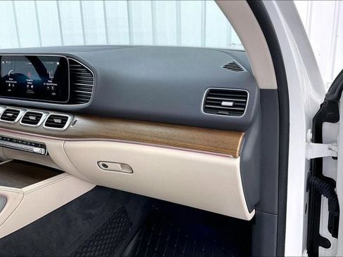 Used 2020 Mercedes-Benz GLE 350 4MATIC image 18