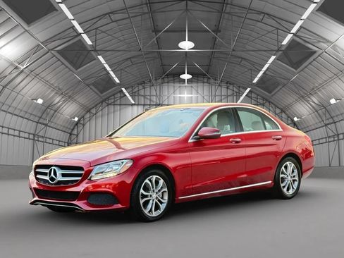 Used 2016 Mercedes-Benz C 300 Sedan w/ Surround View Package image 3