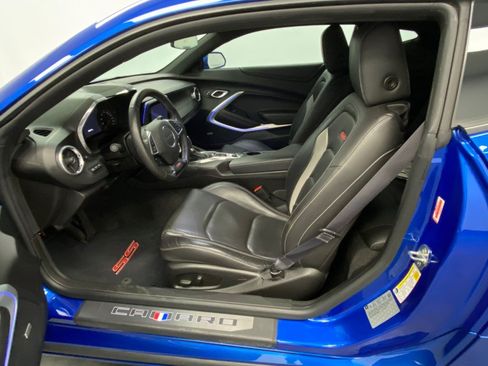 Used 2016 Chevrolet Camaro SS RWD image 20