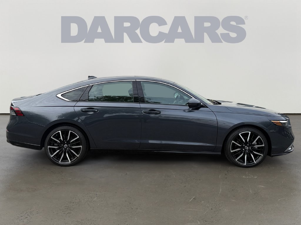 Certified 2025 Honda Accord Touring image 8