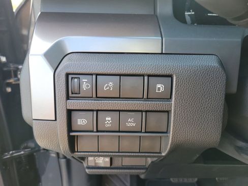 New 2025 Toyota Tacoma TRD Off-Road image 30