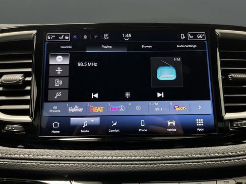 New 2026 Chrysler Pacifica Select image 17