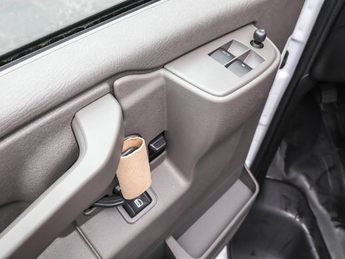 New 2025 Chevrolet Express 3500 Work Van w/ Power Convenience Package image 30