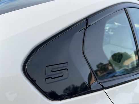 Used 2026 BMW i5 eDrive40 w/ M Sport Package image 5