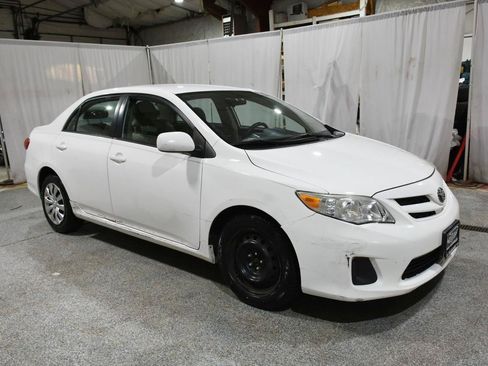 Used 2012 Toyota Corolla LE FWD image 7