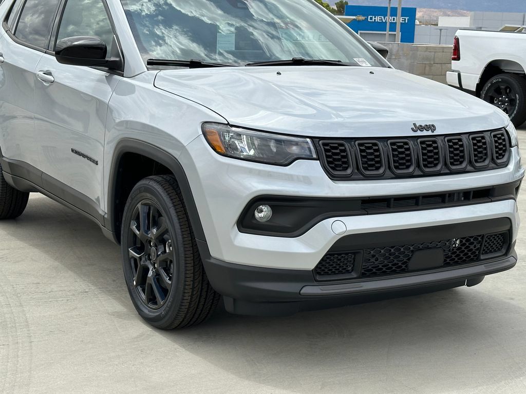 New 2026 Jeep Compass Latitude AWD/4WD image 11