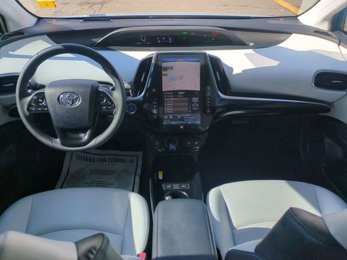 Certified 2022 Toyota Prius Limited image 15
