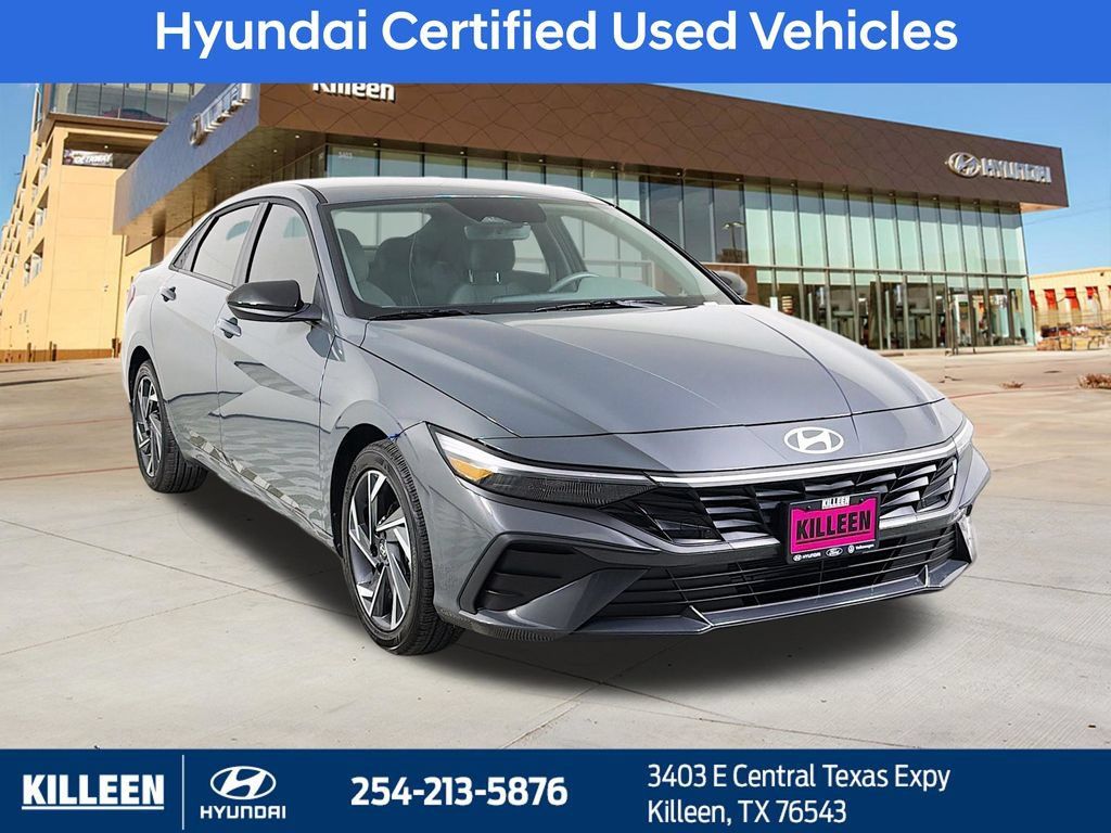 Used 2025 Hyundai Elantra Sport FWD image 1