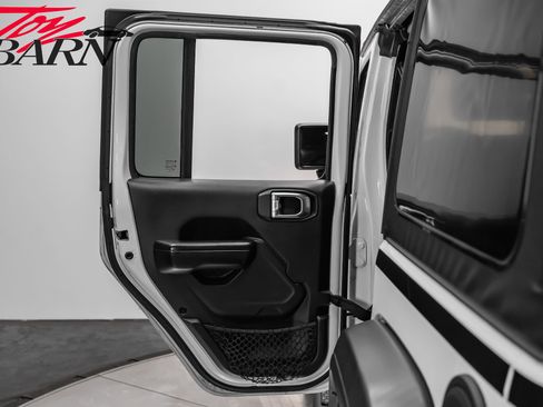 Used 2019 Jeep Wrangler Unlimited Sport S image 40