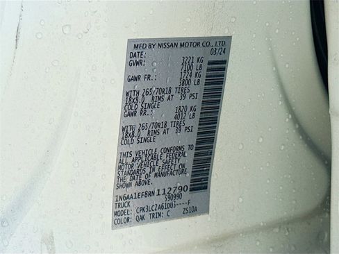 Used 2024 Nissan Titan SV w/ SV Convenience Package image 31