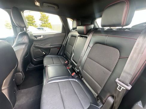 Used 2023 Ford Escape ST-Line image 23