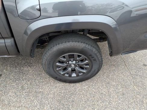 Used 2021 Toyota Tacoma SR5 image 21