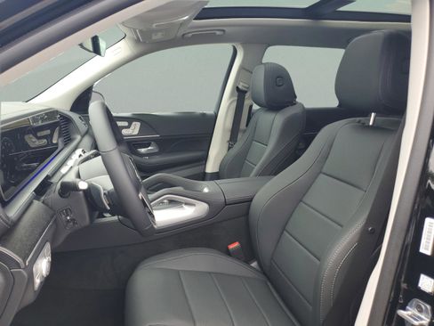 Certified 2026 Mercedes-Benz GLS 450 4MATIC image 22