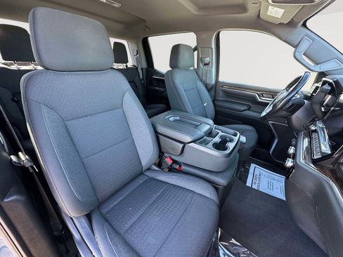 Used 2022 GMC Sierra 1500 Elevation image 27