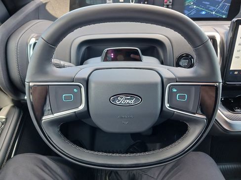 New 2025 Ford Expedition Platinum w/ Stealth Performance Package image 21