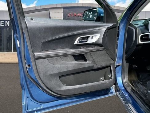 Used 2017 Chevrolet Equinox LT w/ Convenience Package FWD image 18