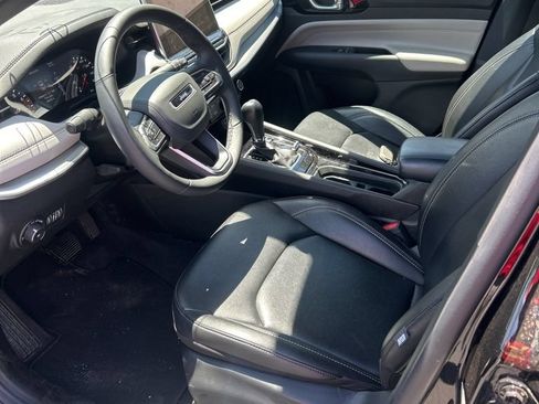 Used 2025 Jeep Compass Limited AWD/4WD image 8