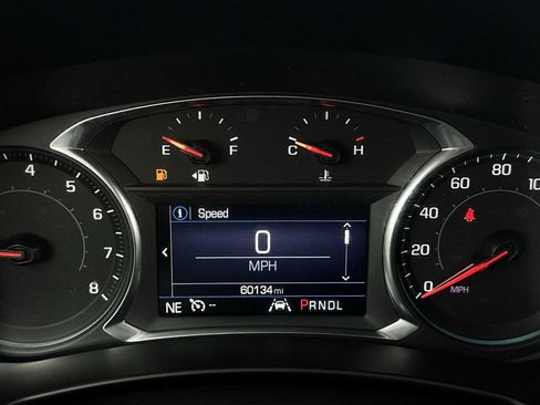 Used 2021 Chevrolet Equinox LT w/ LPO, Cargo Package image 10