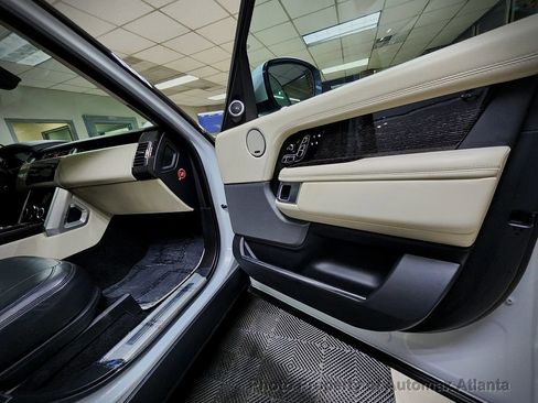 Used 2018 Land Rover Range Rover Long Wheelbase Autobiography image 56