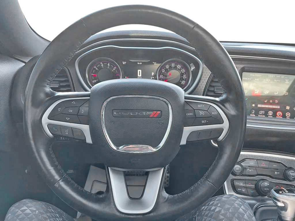 Used 2016 Dodge Challenger R/T Plus RWD image 22