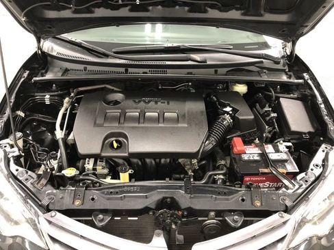 Used 2016 Toyota Corolla LE image 22