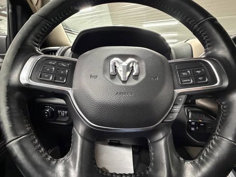 Used 2022 RAM 2500 Laramie image 32