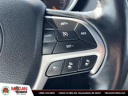 Used 2021 Jeep Grand Cherokee Limited AWD/4WD image 24