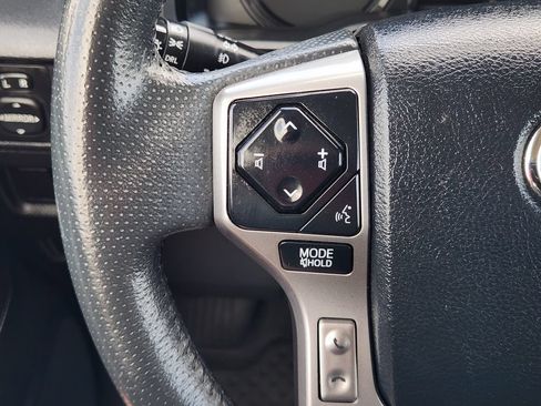 Used 2022 Toyota 4Runner SR5 RWD image 28