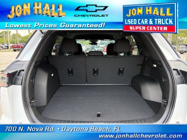Used 2026 Chevrolet Equinox LT w/ Midnight Edition FWD image 9