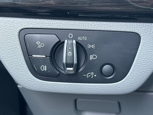 Used 2019 Audi Q5 Premium Plus w/ Premium Plus Package image 37