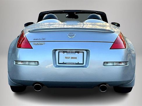 Used 2008 Nissan 350Z Touring image 7