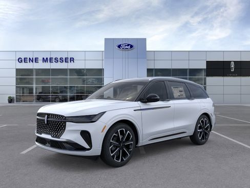 New 2026 Lincoln Nautilus Reserve AWD/4WD image 14