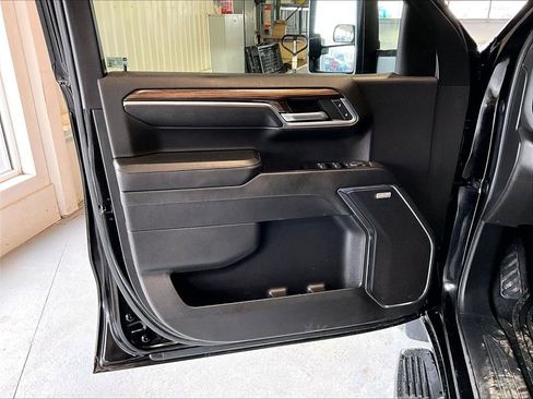 Used 2023 Chevrolet Silverado 1500 RST w/ True North Edition Plus AWD/4WD image 9