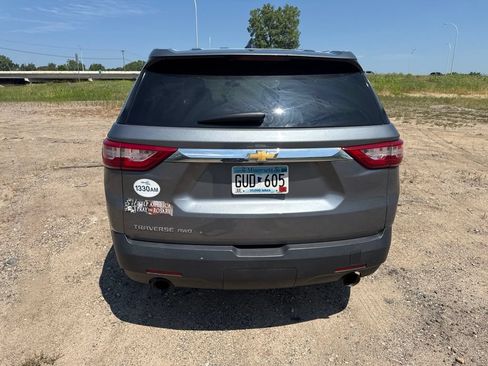 Used 2018 Chevrolet Traverse LS AWD/4WD image 9
