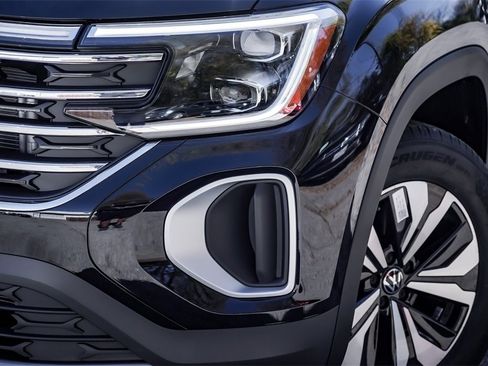 New 2026 Volkswagen Atlas SE image 3