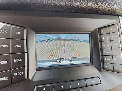 Used 2016 Ford Expedition XLT w/ Equipment Group 201A RWD image 15