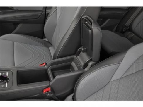 New 2026 Volkswagen Tiguan SE R-Line FWD image 16