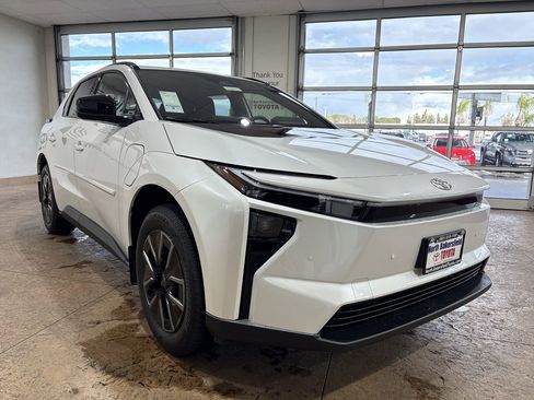 New 2026 Toyota bZ FWD image 4