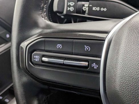 Used 2023 Chevrolet Colorado LT w/ LT Convenience Package AWD/4WD image 26