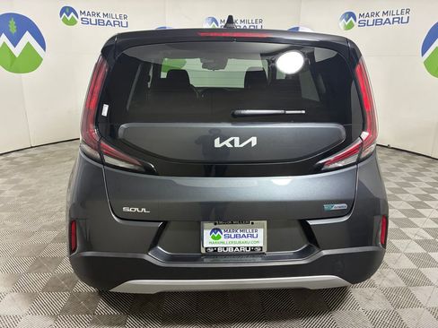 Used 2024 Kia Soul EX image 6