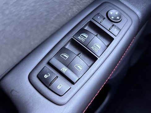 Used 2024 Dodge Durango GT AWD/4WD image 27