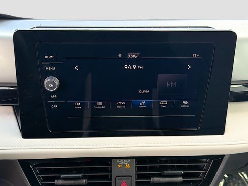 Used 2025 Volkswagen Taos S FWD image 28