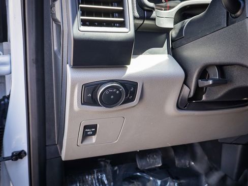 Used 2019 Ford F150 XL w/ Equipment Group 101A Mid AWD/4WD image 21