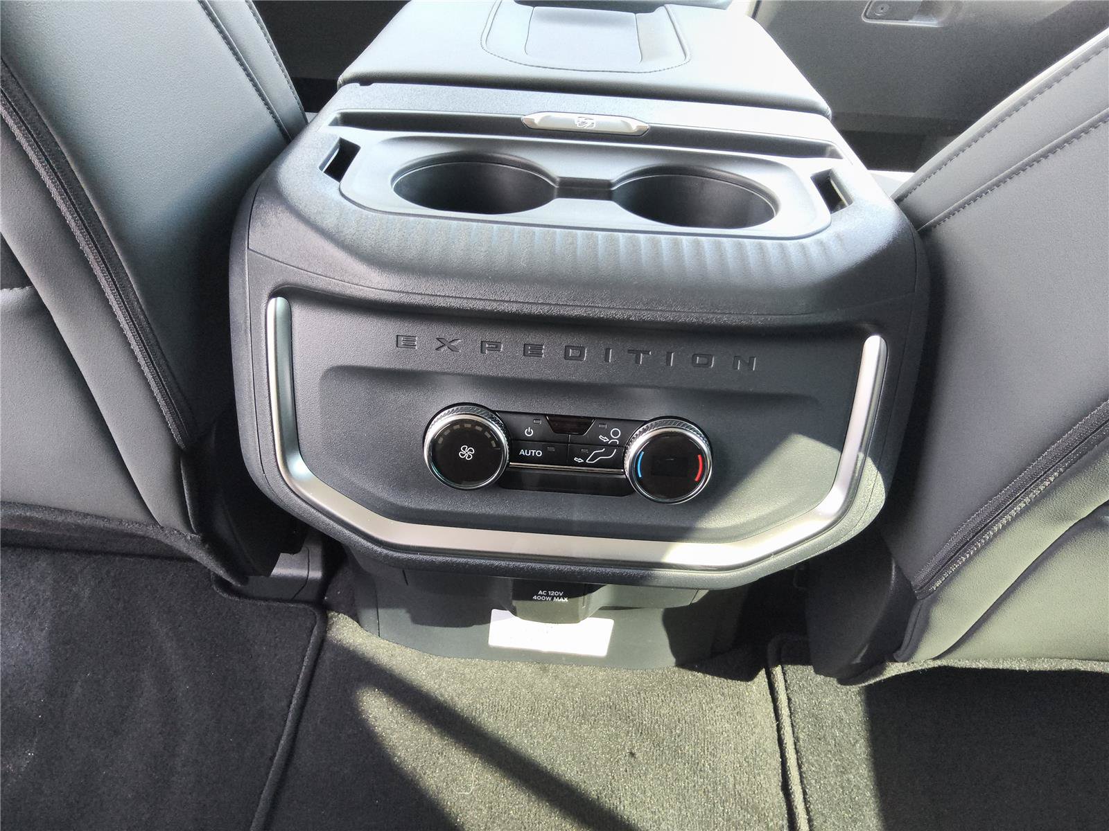 New 2026 Ford Expedition Max Active RWD image 26