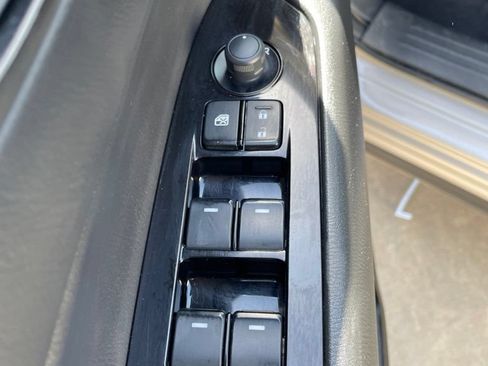 Used 2024 MAZDA CX-5 AWD 2.5 S w/ Select Package image 16