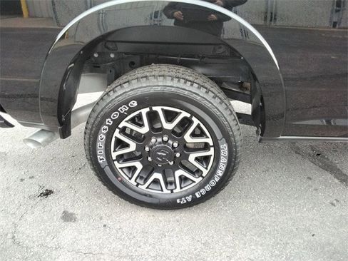 New 2025 RAM 2500 Limited image 17