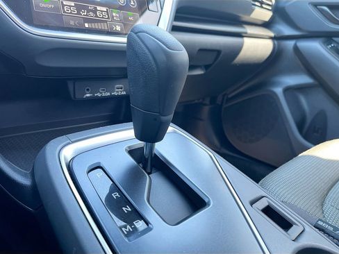 Used 2024 Subaru Crosstrek 2.0i Premium w/ Popular Package #3 image 16