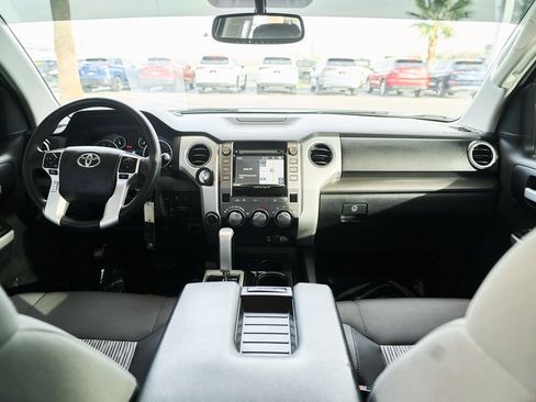 Used 2017 Toyota Tundra SR5 image 35